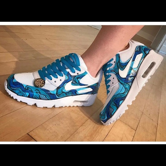 Meet your Posher, Tsunami - Picture 2 of 2